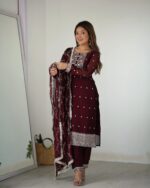 Regal Sindoor Red Silk Ensemble - Image 7
