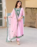 Regal Rani Pink Resham Anarkali Set - Image 4