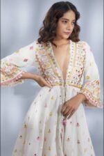 Natural Ivory Suit Set - Image 10