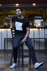 HA HA BLACK  T-SHIRT - Image 4